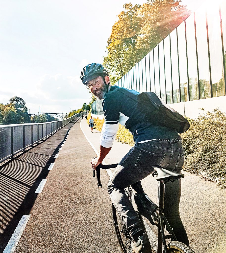 martin-paldan-cycling-in-copenhagen